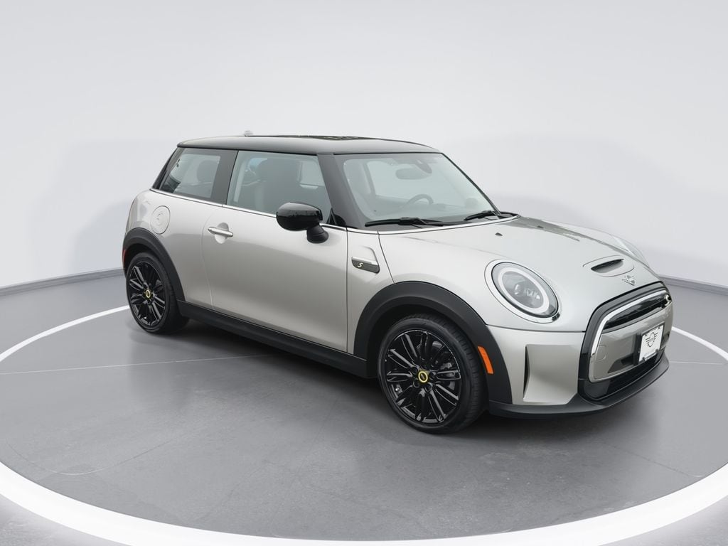 Used 2024 MINI Hardtop 2 Door SE with VIN WMW13DJ03R2V25179 for sale in Ramsey, NJ