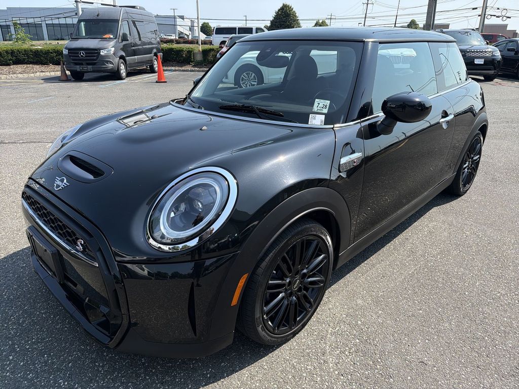 Thumbnail: 2023 MINI Cooper - 11
