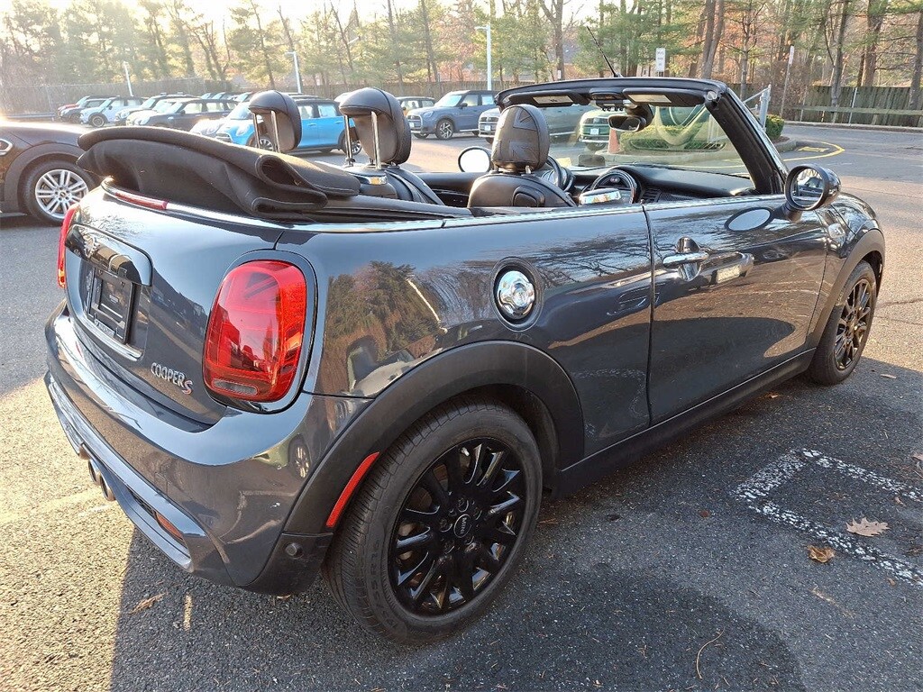 Thumbnail: 2019 MINI Cooper Convertible - 4