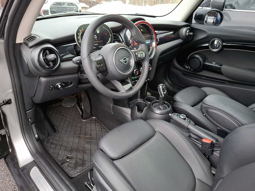 Thumbnail: 2023 MINI Cooper Hardtop - 8