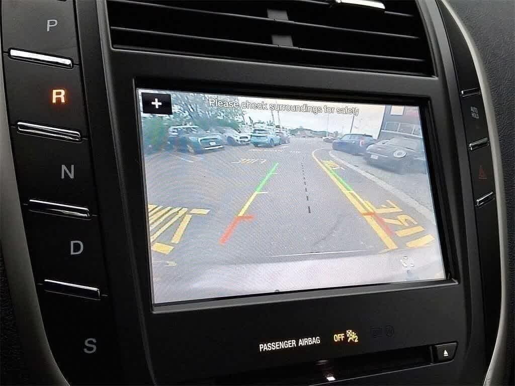 Thumbnail: 2019 Lincoln MKC - 15