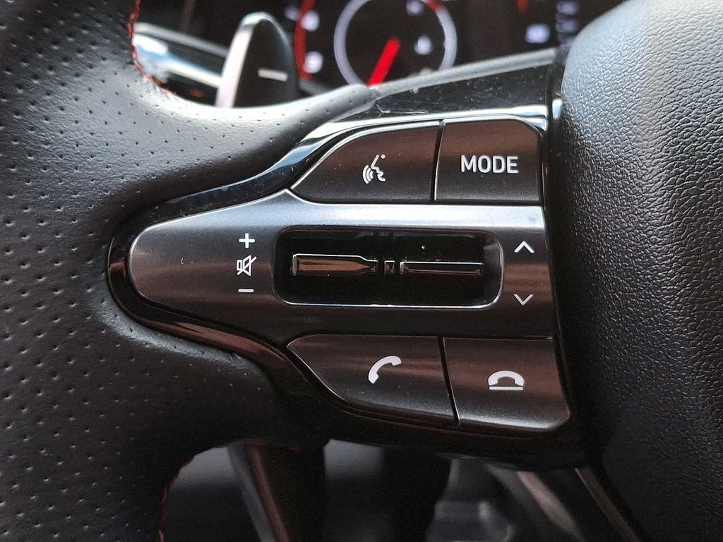 Thumbnail: 2022 Hyundai Elantra - 13