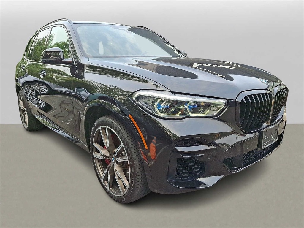 Thumbnail: 2022 BMW X5 - 3