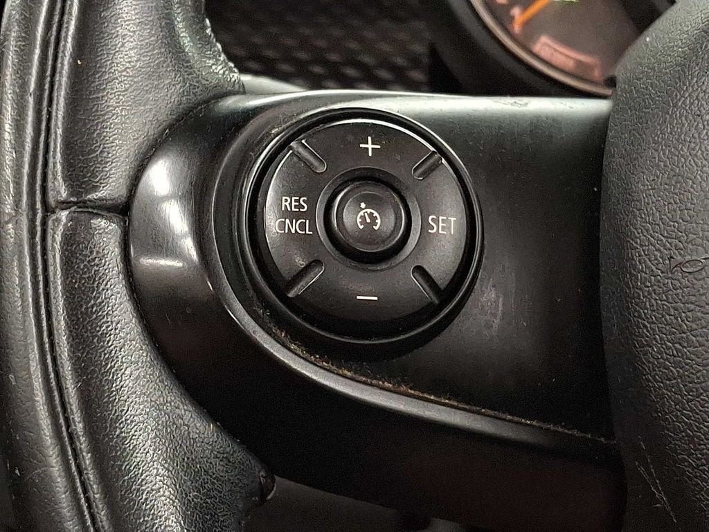 Thumbnail: 2016 MINI Cooper Convertible - 20