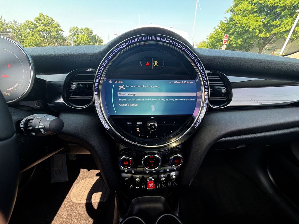 Thumbnail: 2023 MINI Cooper - 23