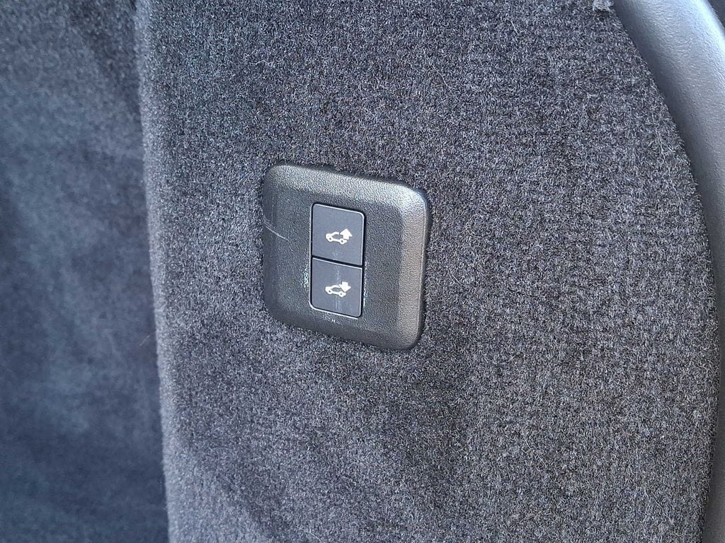 Thumbnail: 2021 Land Rover Range Rover Sport - 27