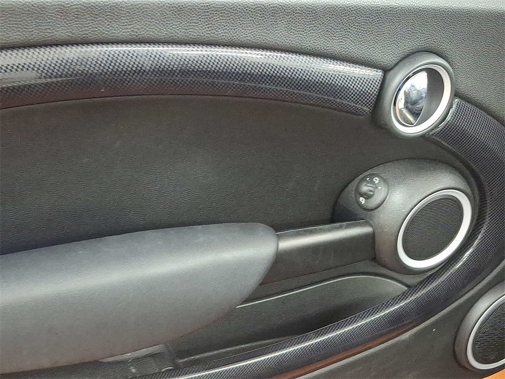 Thumbnail: 2014 MINI Cooper - 9