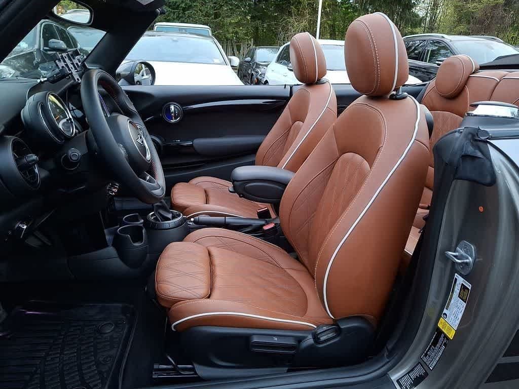 Thumbnail: 2017 MINI Cooper Convertible - 11