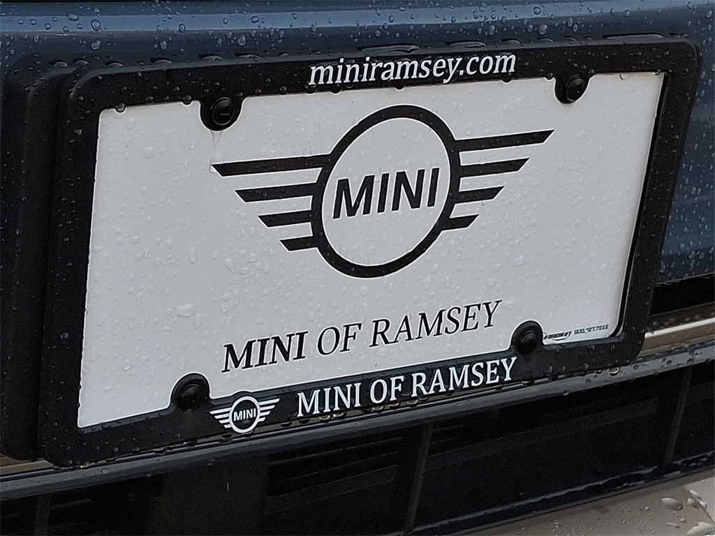 Thumbnail: 2022 Nissan Versa - 25