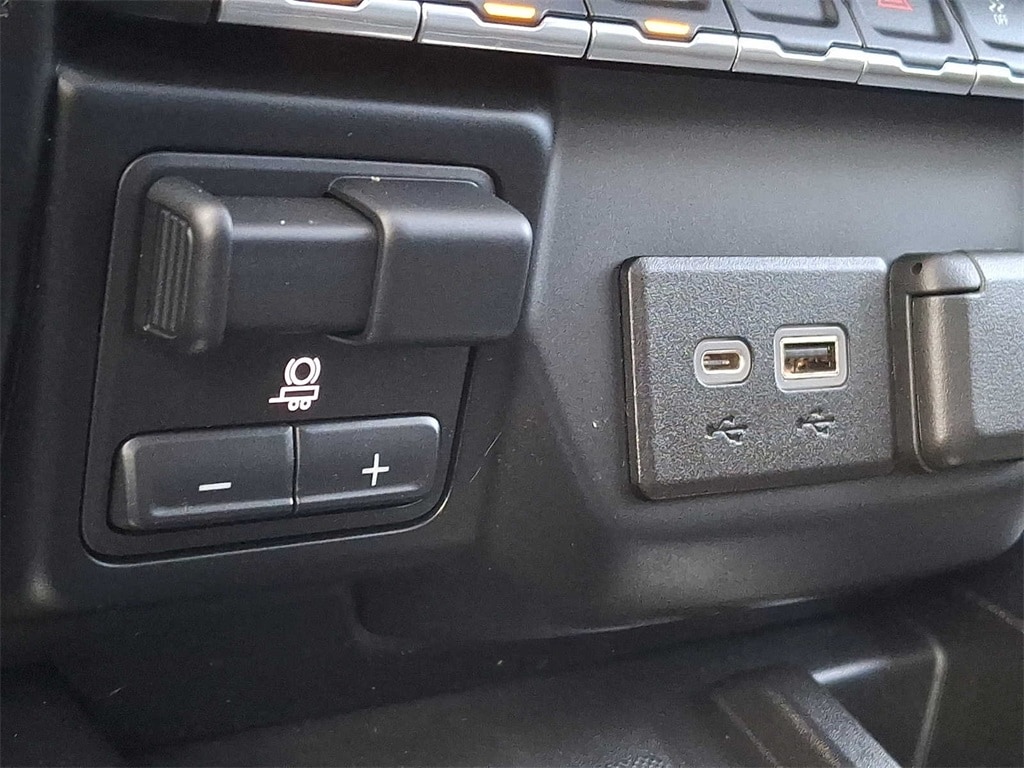 Thumbnail: 2021 Chevrolet Silverado 1500 - 20