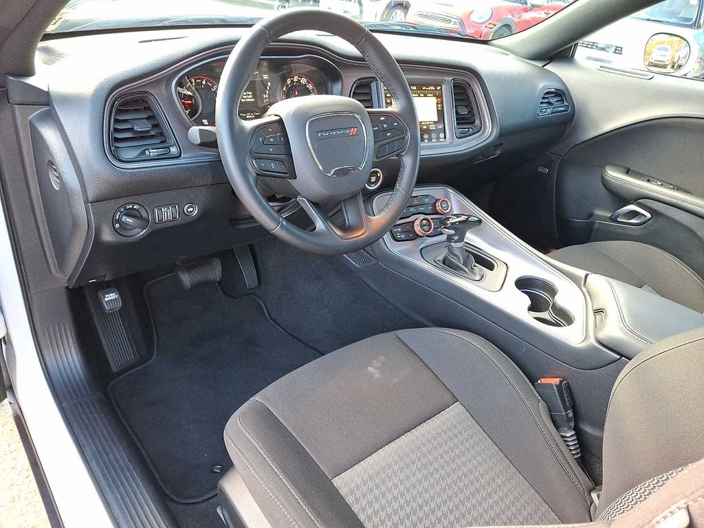 Thumbnail: 2023 Dodge Challenger - 9