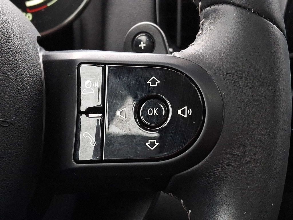 Thumbnail: 2023 MINI Cooper Countryman - 19