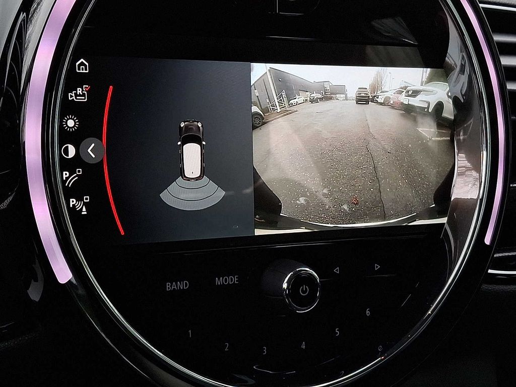 Thumbnail: 2023 MINI Cooper Clubman - 17