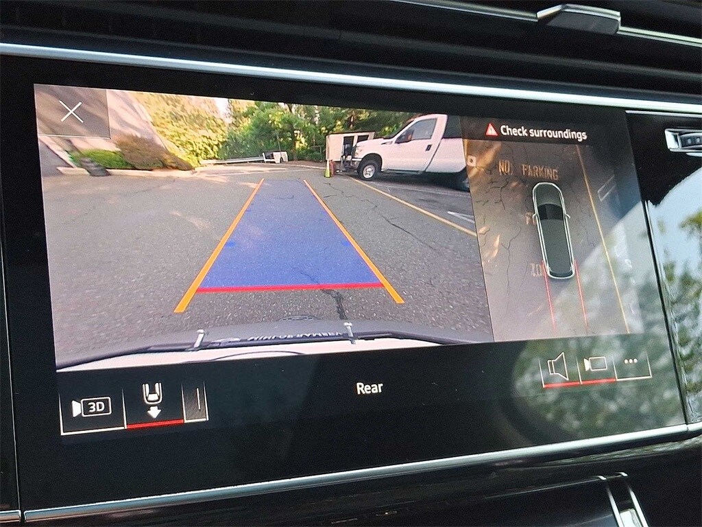 Thumbnail: 2022 Audi Q7 - 15