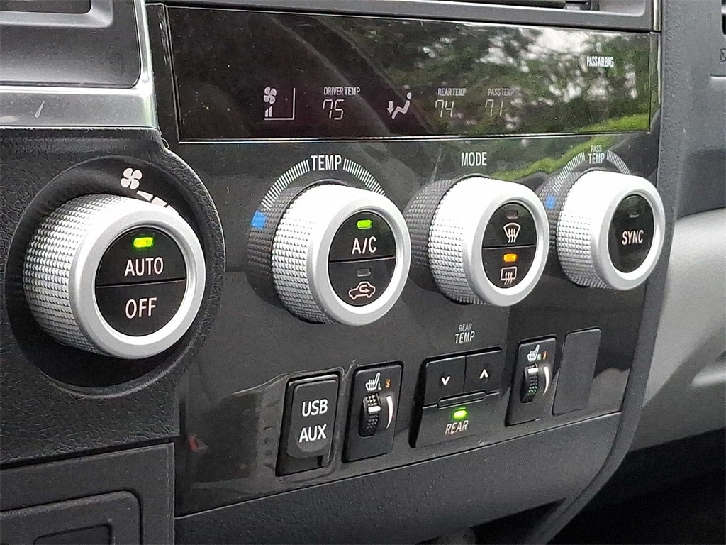 Thumbnail: 2019 Toyota Sequoia - 12