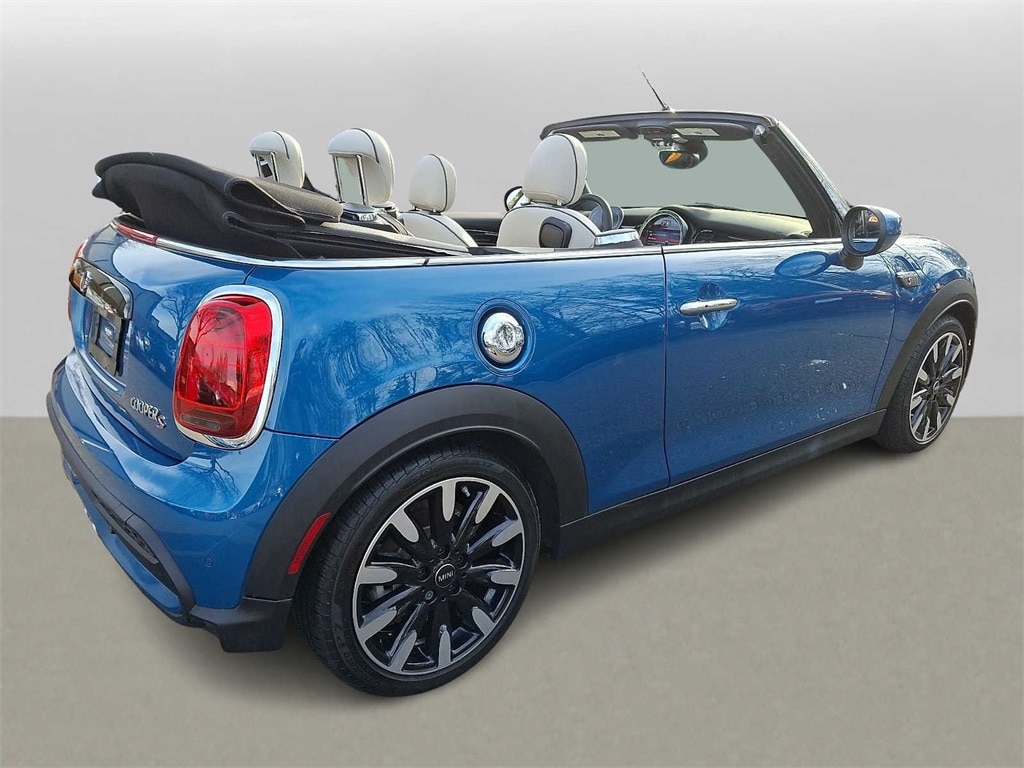 Thumbnail: 2023 MINI Cooper Convertible - 4