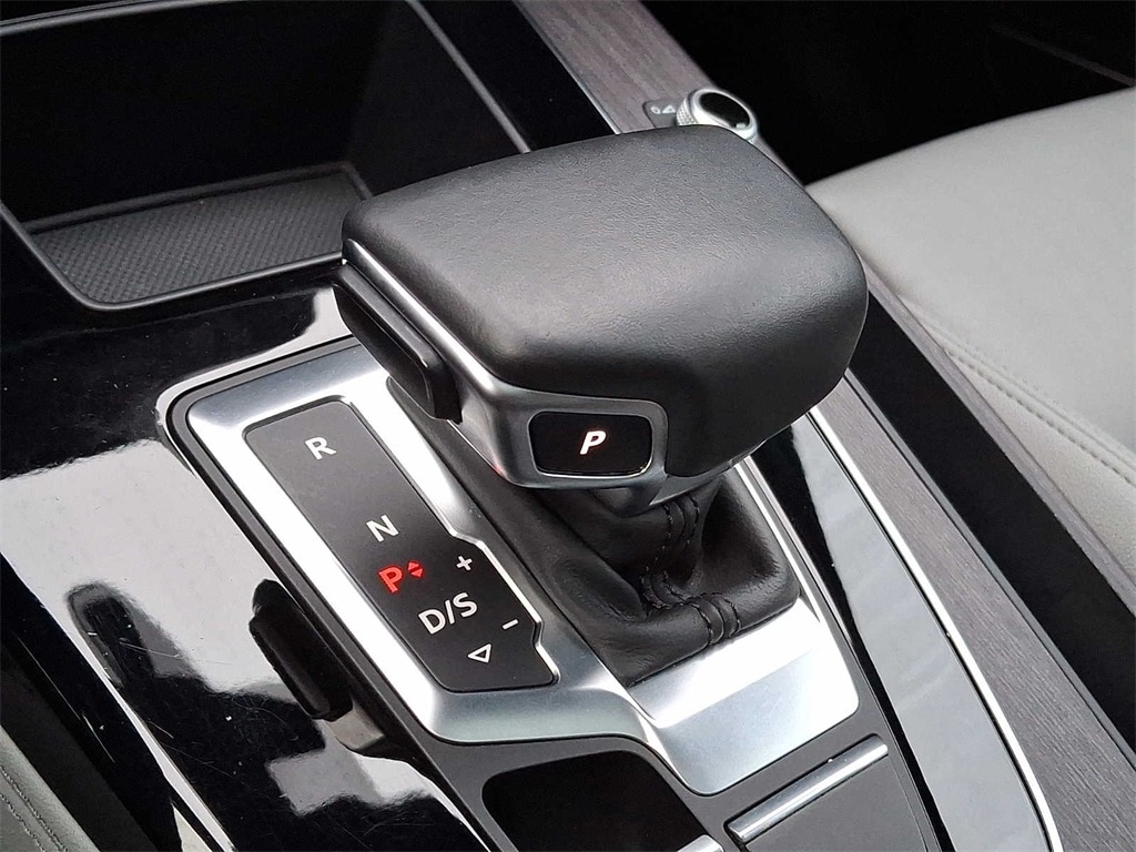 Thumbnail: 2021 Audi Q5 - 13