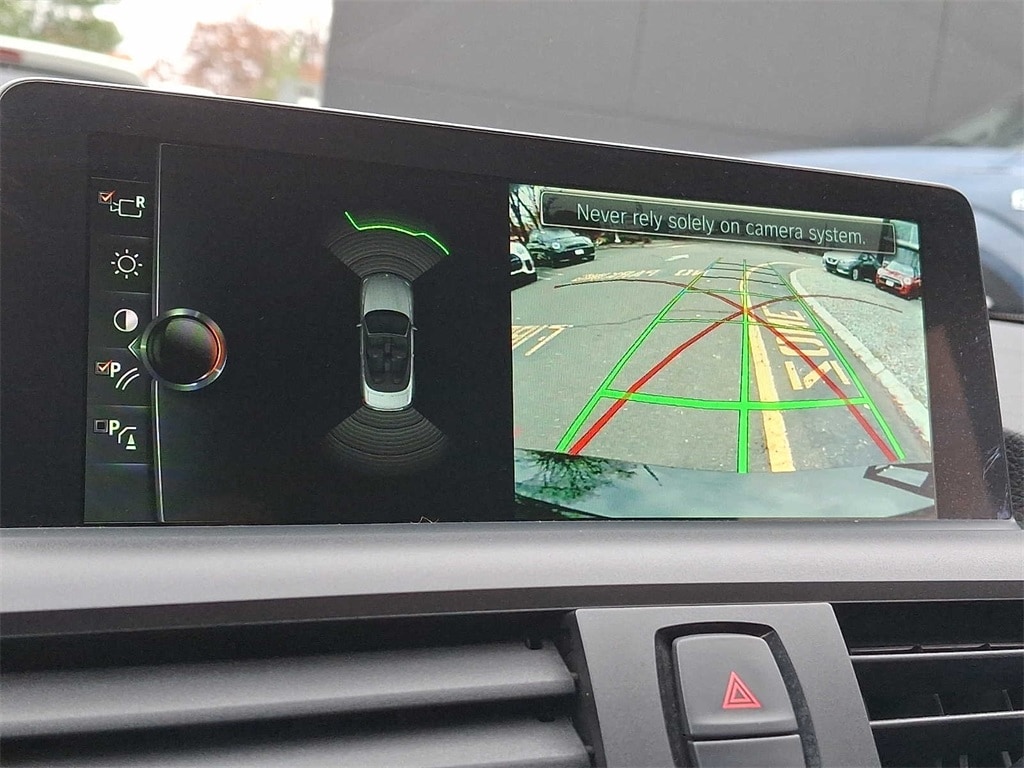 Thumbnail: 2017 BMW 2 Series - 16