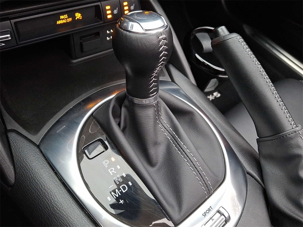 Thumbnail: 2023 Mazda MX-5 Miata - 12