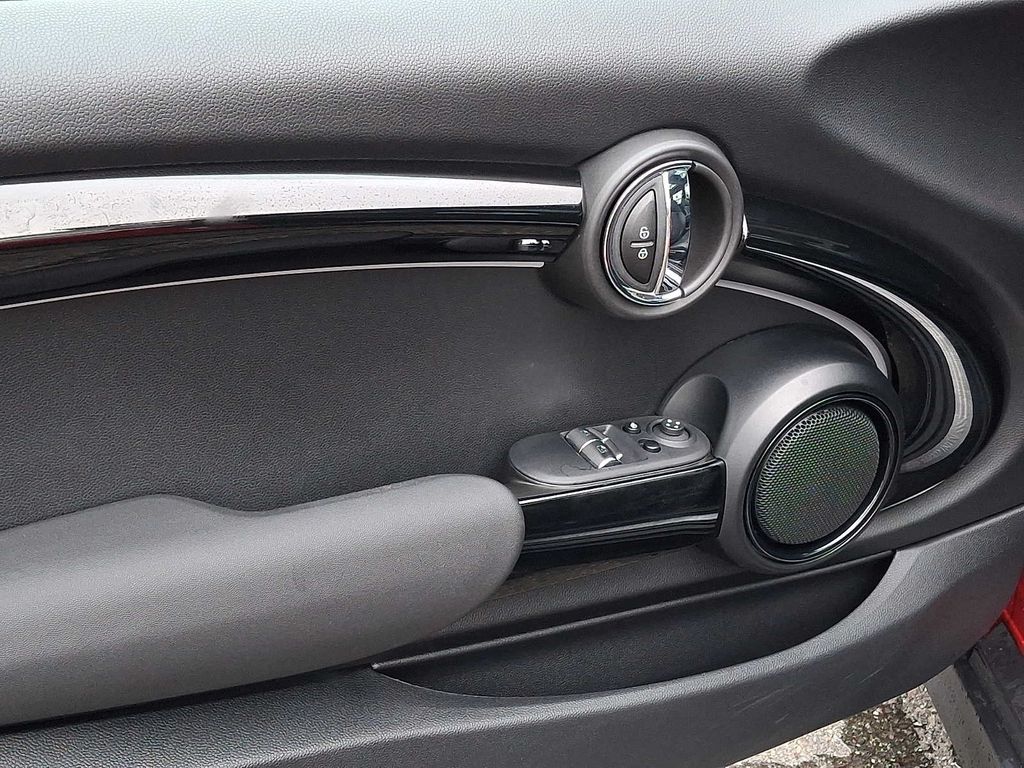 Thumbnail: 2024 MINI Cooper - 8