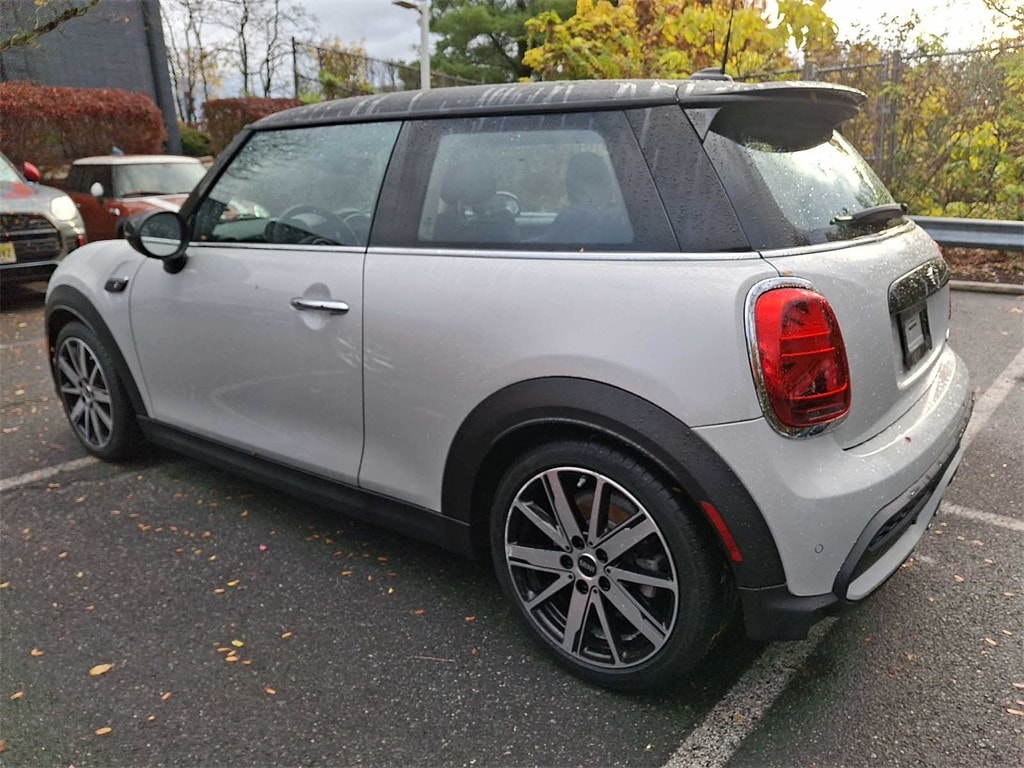Thumbnail: 2023 MINI Cooper Hardtop - 6