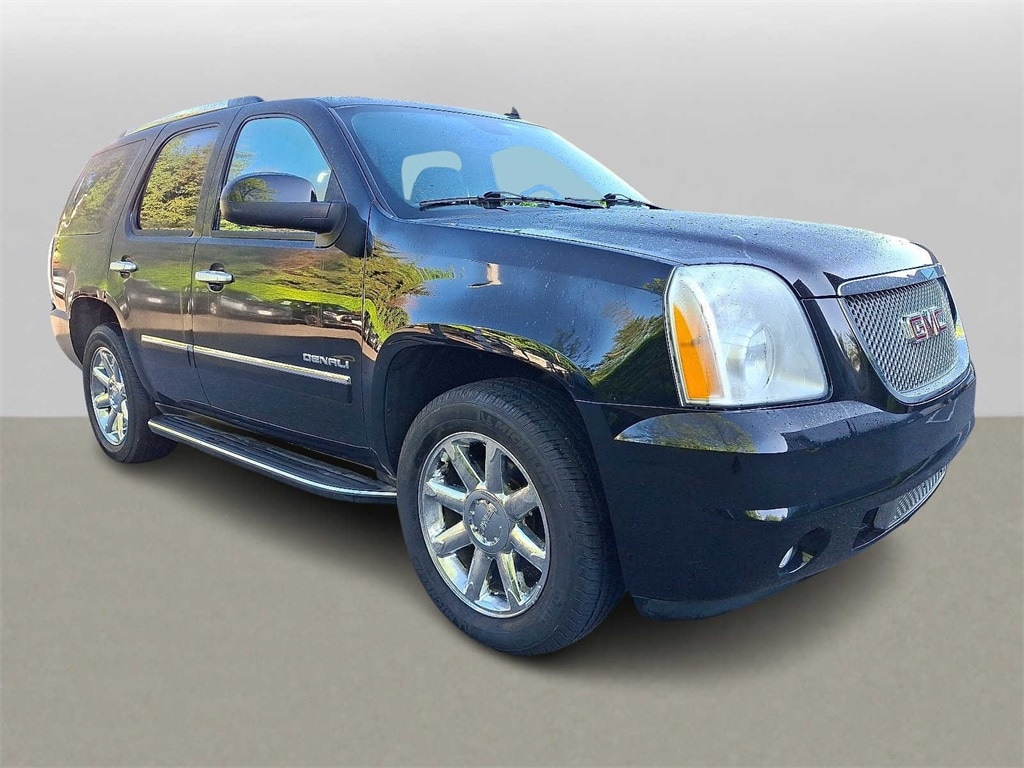 Thumbnail: 2014 GMC Yukon - 3