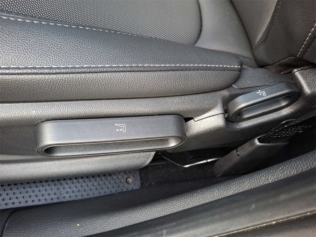 Thumbnail: 2023 MINI Cooper Hardtop - 11