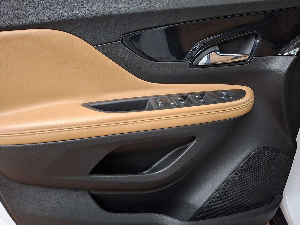 Thumbnail: 2019 Buick Encore - 9