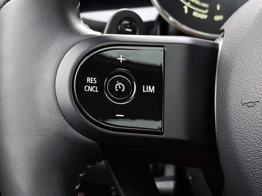 Thumbnail: 2024 MINI Cooper Hardtop - 18