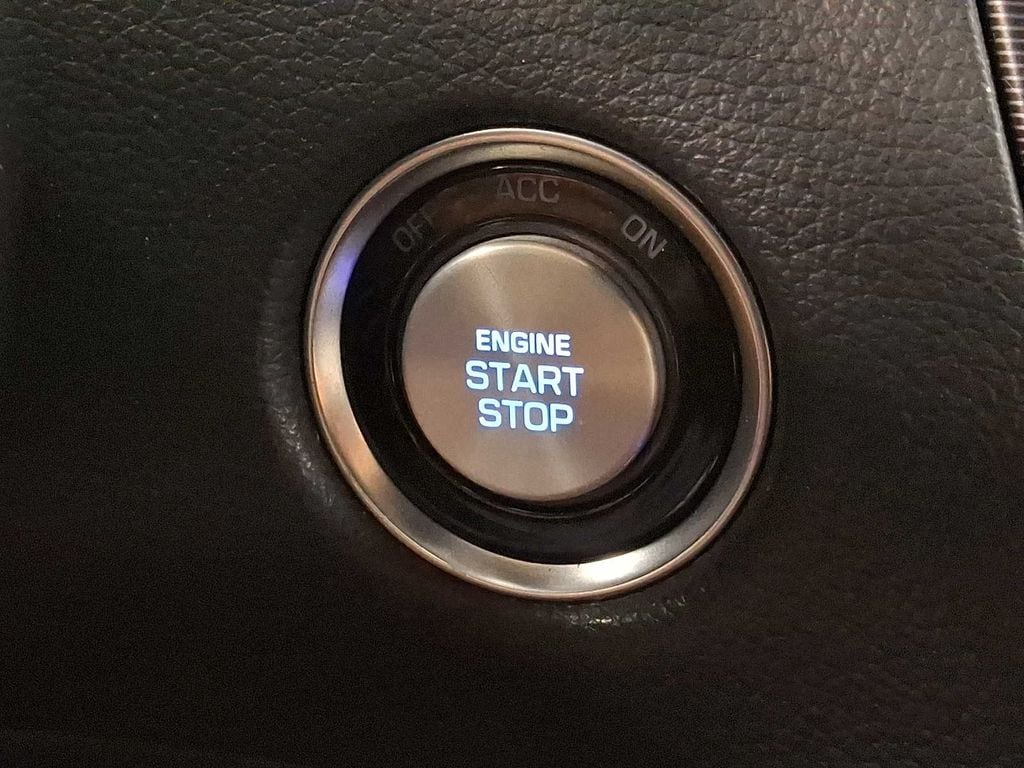 Thumbnail: 2018 Genesis G80 - 20