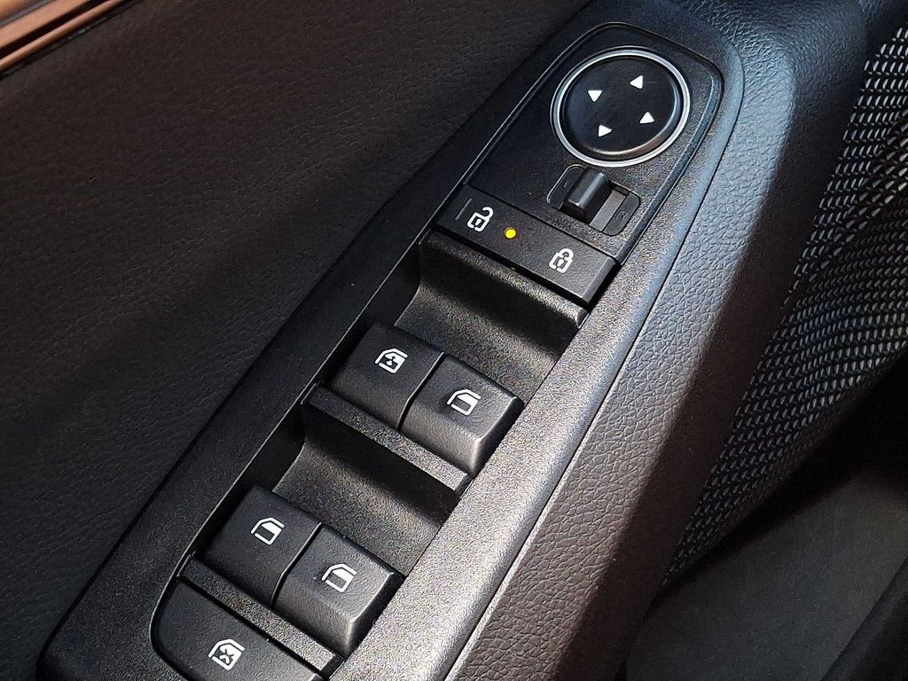 2024 Kia Seltos EX - Photo 25