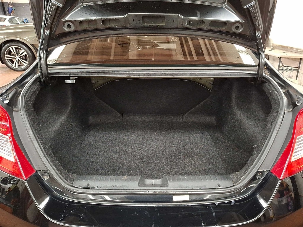 Thumbnail: 2012 Honda Civic - 28