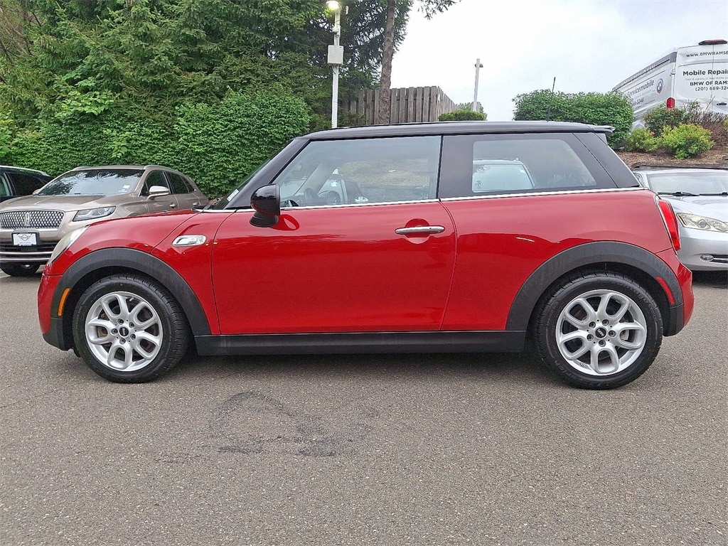 Thumbnail: 2015 MINI Cooper - 7