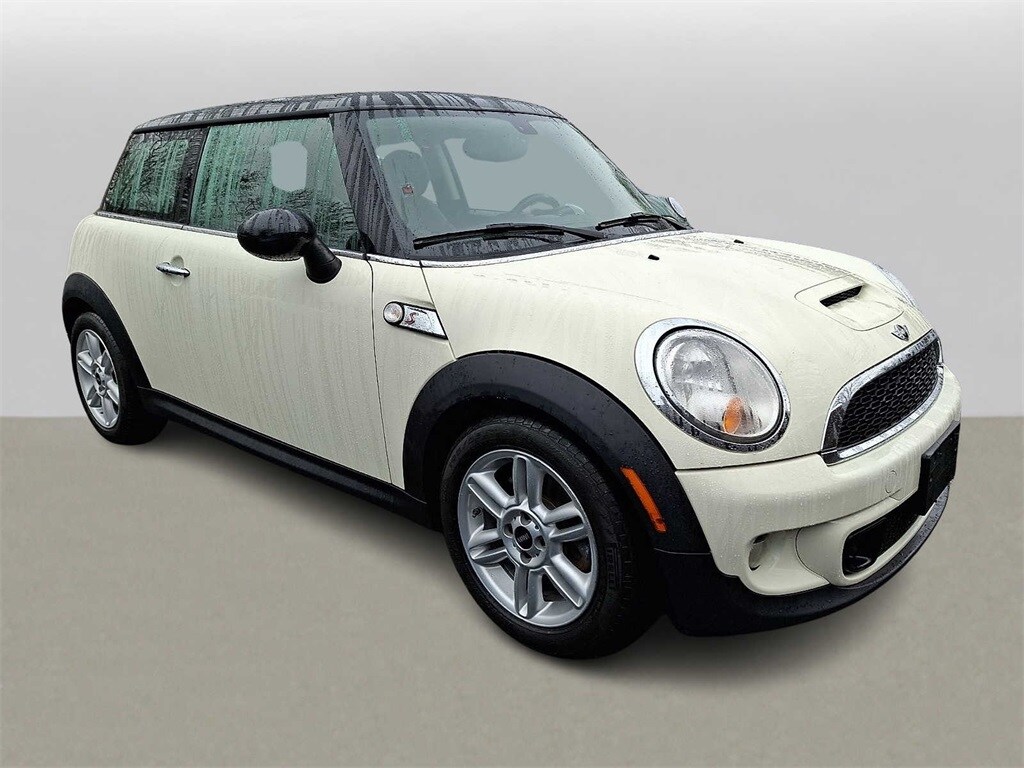 2013 Mini Cooper Hardtop S photo 3