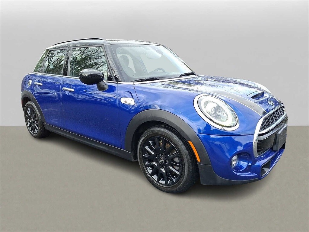 Thumbnail: 2021 MINI Cooper Hardtop - 3