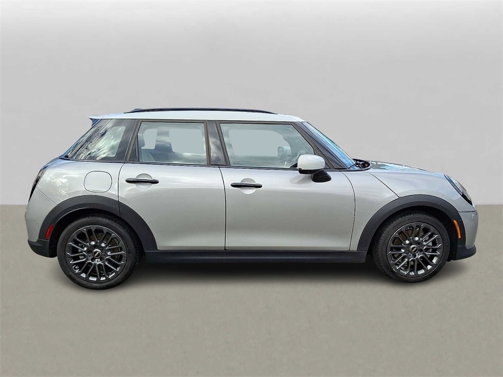 Thumbnail: 2025 MINI Cooper Hardtop - 4