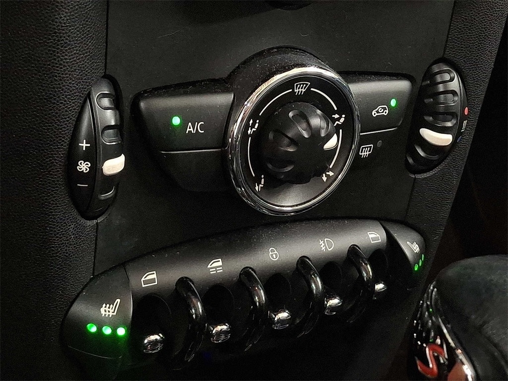 Thumbnail: 2014 MINI Cooper - 12