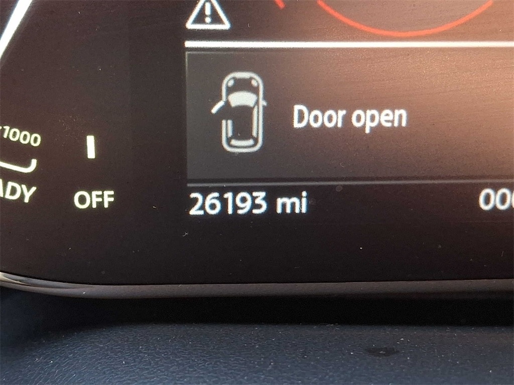 Thumbnail: 2023 MINI Cooper Hardtop - 17