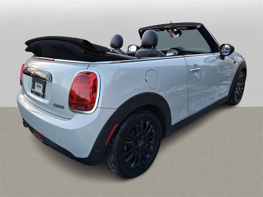 Thumbnail: 2020 MINI Cooper Convertible - 4