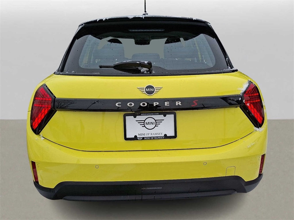 Thumbnail: 2025 MINI Cooper Hardtop - 5