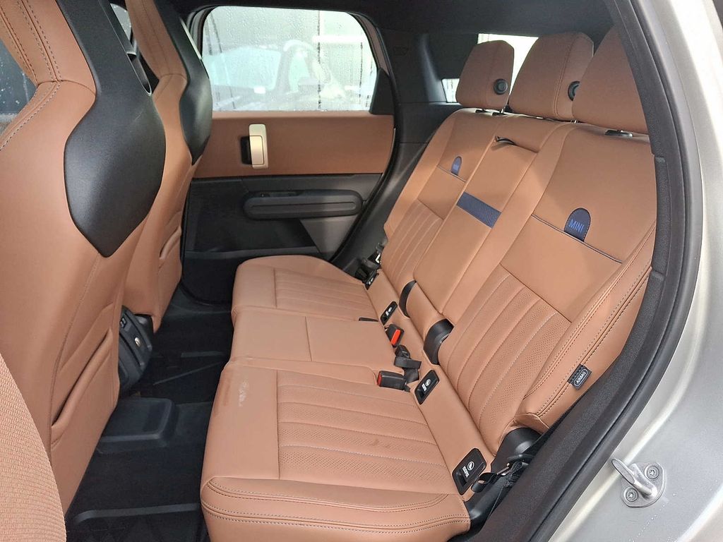 Thumbnail: 2025 MINI Cooper Countryman - 8