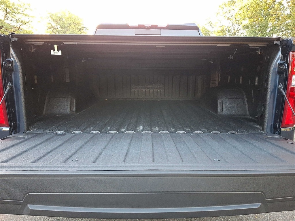 Thumbnail: 2023 Chevrolet Silverado 1500 - 24