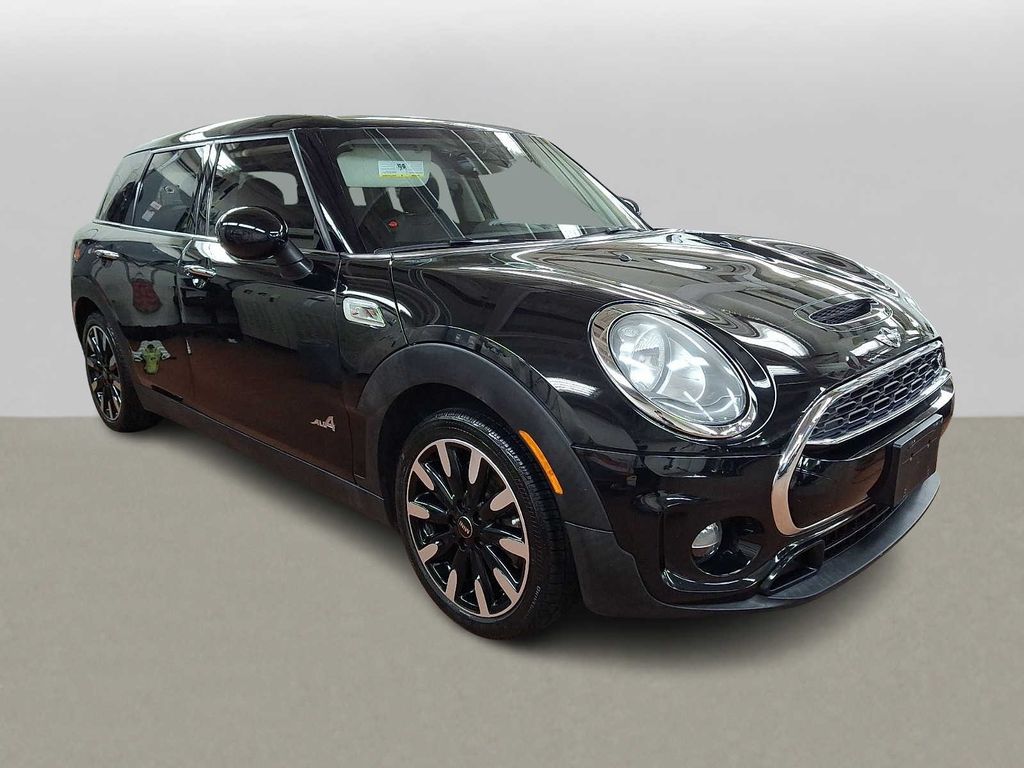 Thumbnail: 2017 MINI Cooper Clubman - 3