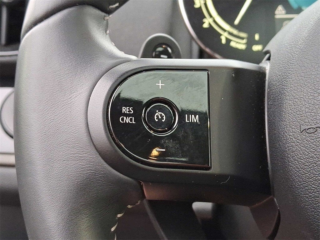 2023 MINI Cooper Countryman Signature 16