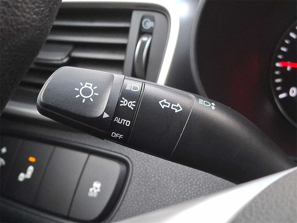 Thumbnail: 2019 Kia Sorento - 24