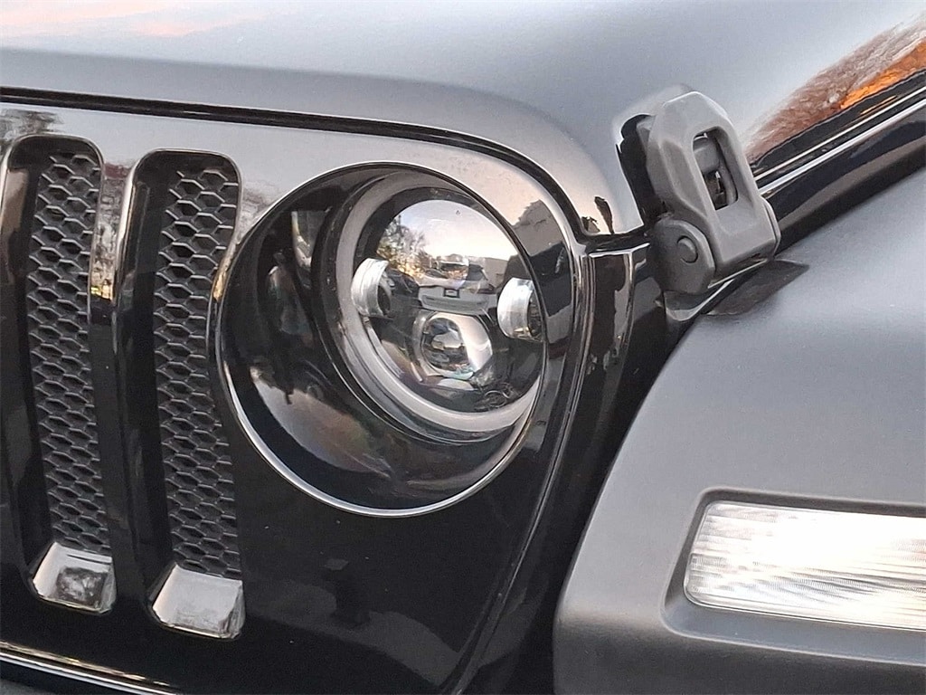 Thumbnail: 2021 Jeep Wrangler - 8