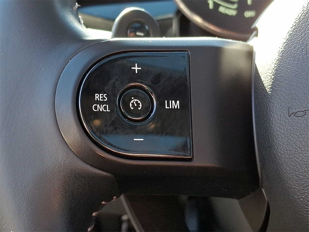 Thumbnail: 2023 MINI Cooper Hardtop - 18