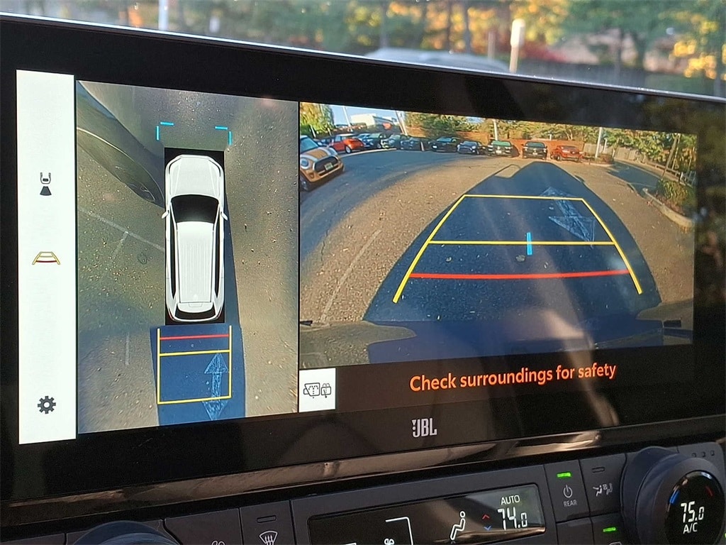 Thumbnail: 2024 Toyota Grand Highlander - 17