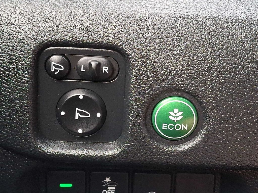 Thumbnail: 2022 Honda Pilot - 24