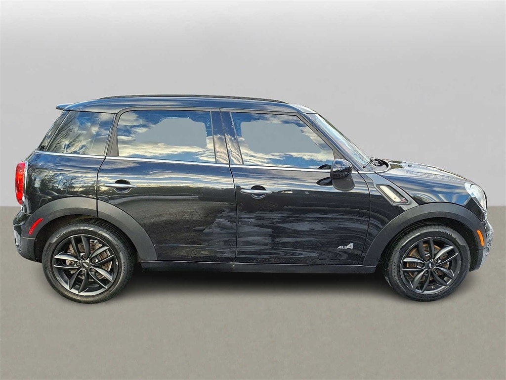 Thumbnail: 2014 MINI Cooper Countryman - 4